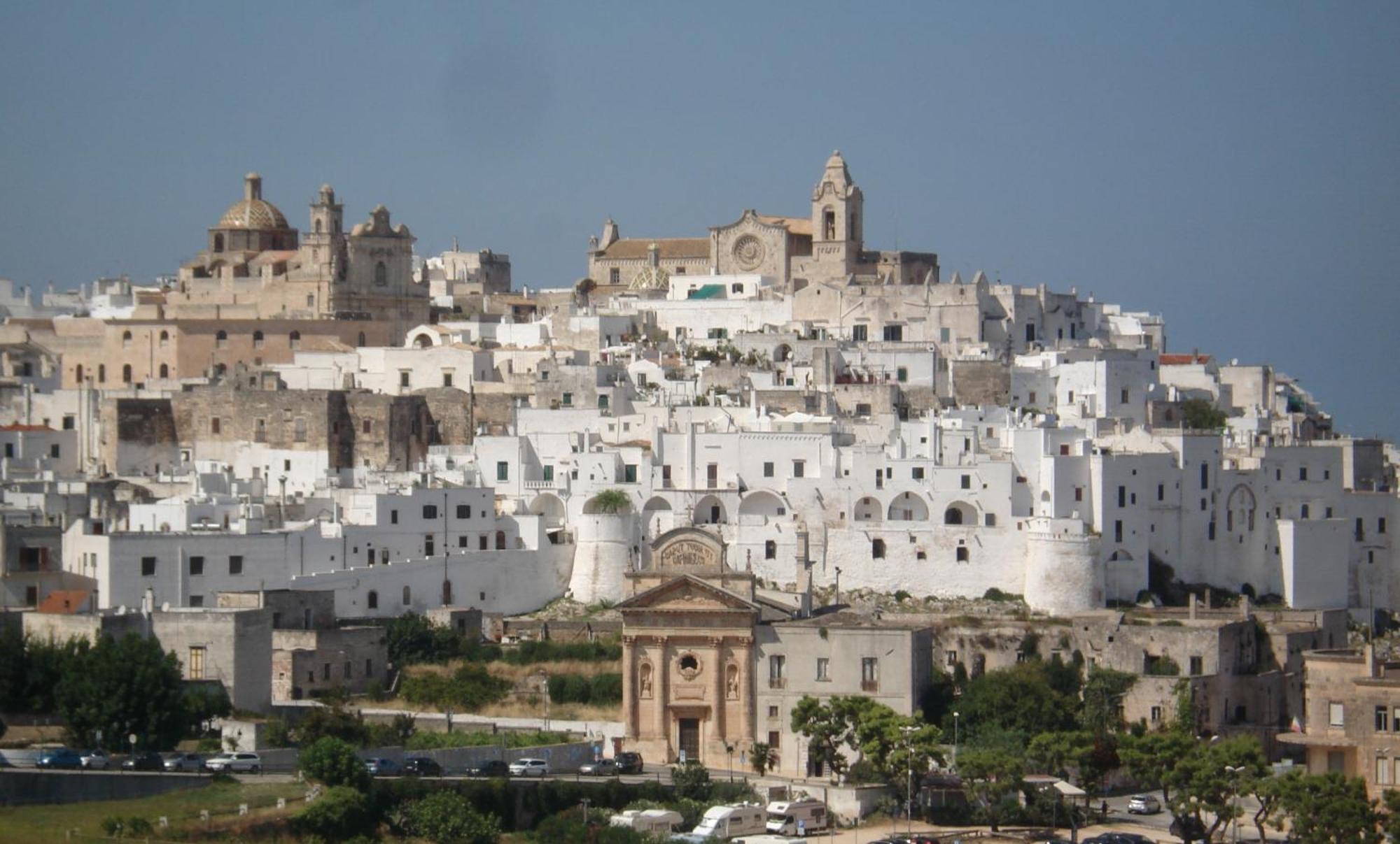 La Violetta Ostuni Apartment Ruang foto