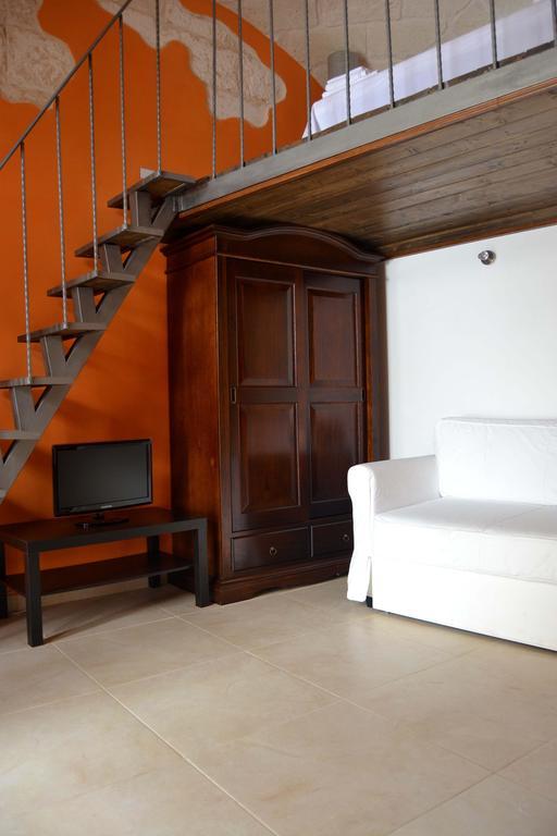 La Violetta Ostuni Apartment Ruang foto